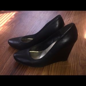 Black leather wedges - Size 10